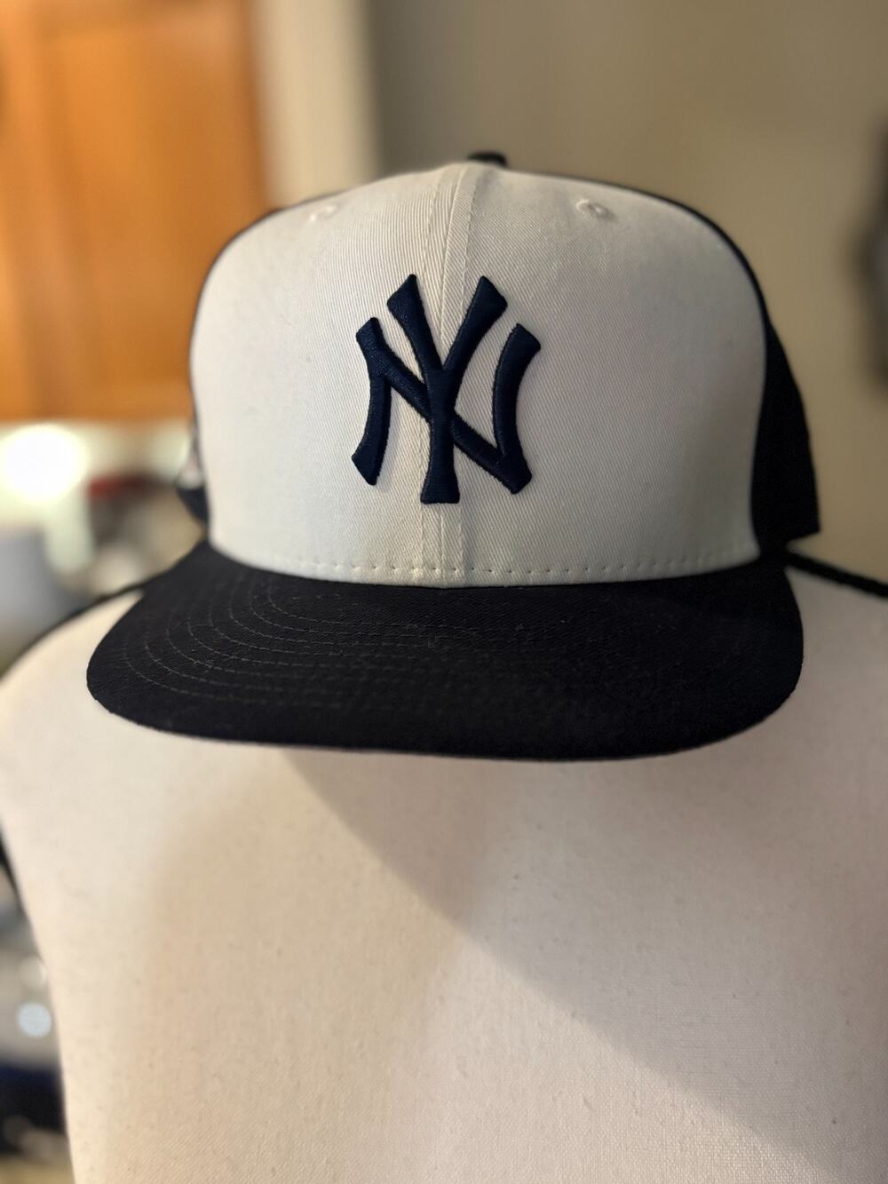 59FIFTY NY YANKEES White/Navy Blue Baseball Cap Adjustable 60.6cm 7 5/8